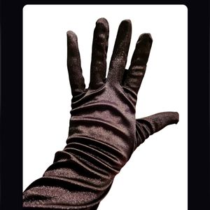 BLACK SATIN BEAUTIFUL SHINNY 15" LENGTH SMALL GLOVES